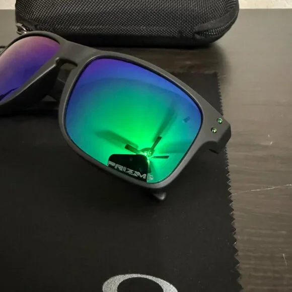 OO9102 Oakley Holbrook Prizm Polarized Jade Iridium - Picture 3 of 8
